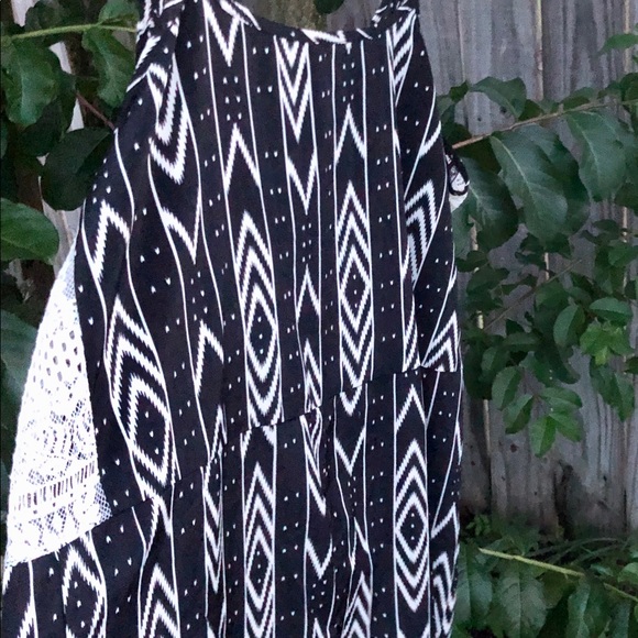 Xhilaration Romper Sleeveless Tribal Patterned Sz. XL - Picture 2 of 9